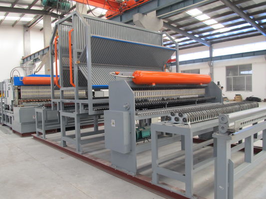 Automatisch Pneumatisch Rebar van Omheiningsmesh welding machine for reinforcing Comité